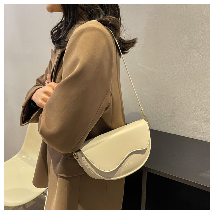 Autumn and Winter Fashion All-Matching Texture Niche Style One Shoulder Saddle Bag