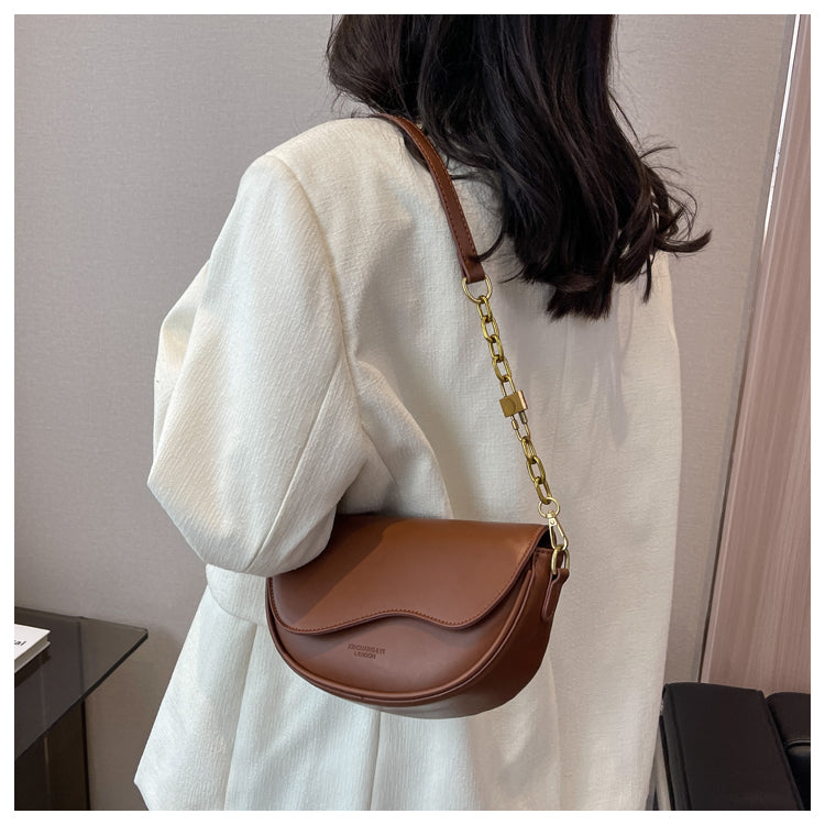 Autumn and Winter Fashion All-Matching Texture Niche Style One Shoulder Saddle Bag