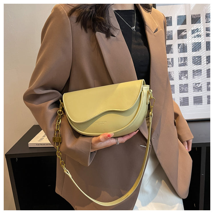 Autumn and Winter Fashion All-Matching Texture Niche Style One Shoulder Saddle Bag