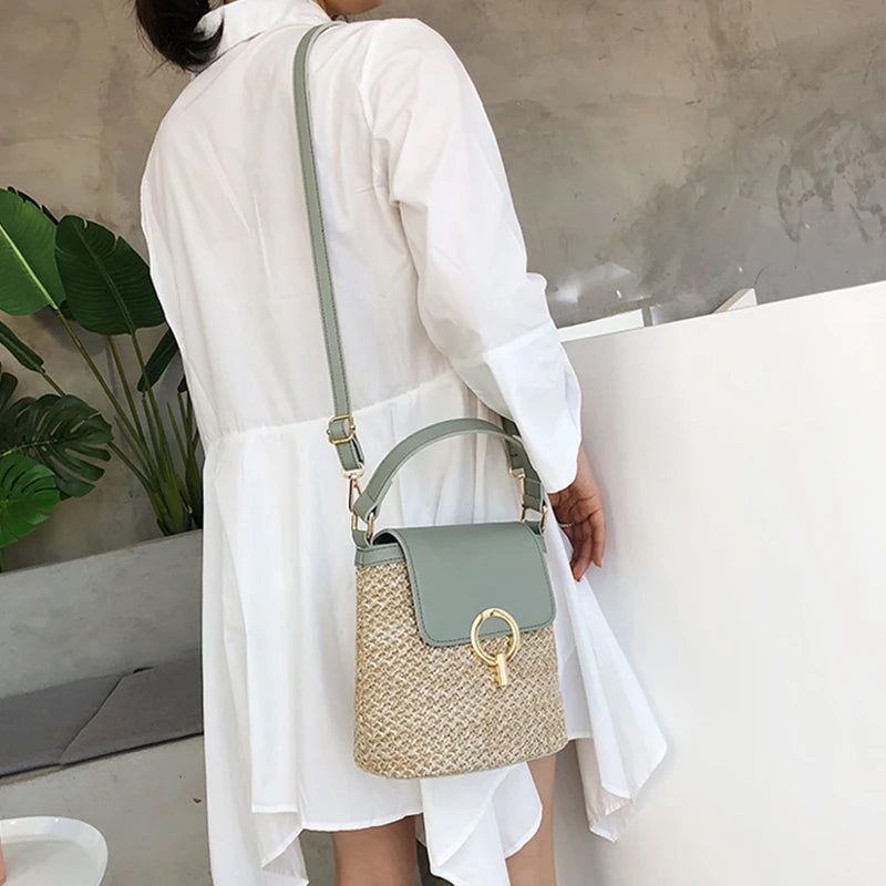 Beach Lady Travel Purses and Handbags Casual Chains Straw Bucket Bags Women Summer Messenger Bag Rattan Bags Shoulder Bag Bolsa