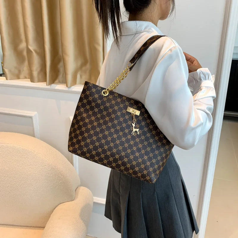 New Presbyopia Handbag Texture Soft Leather Large Capacity Tote Women Bag With Hanging Accessories Shoulder Bag